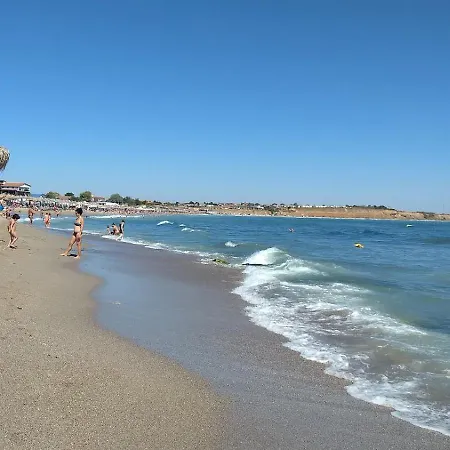 La Cort مكان تخييم فاما فيكي